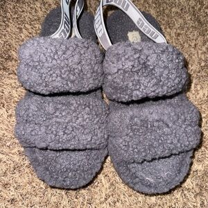 UGG Gray Fluffy Sandals